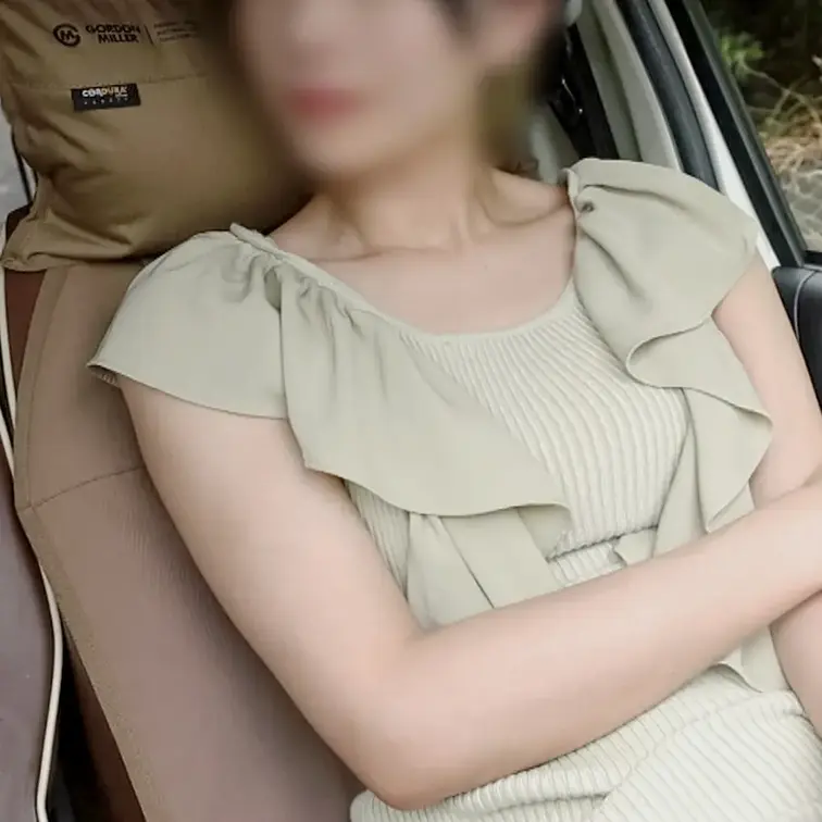 【ショートカットが似合うスレンダー人妻、雪のように白いカラダをビクビクと震わせ、連続絶頂！奥さん…フェラえぐいっすw】(