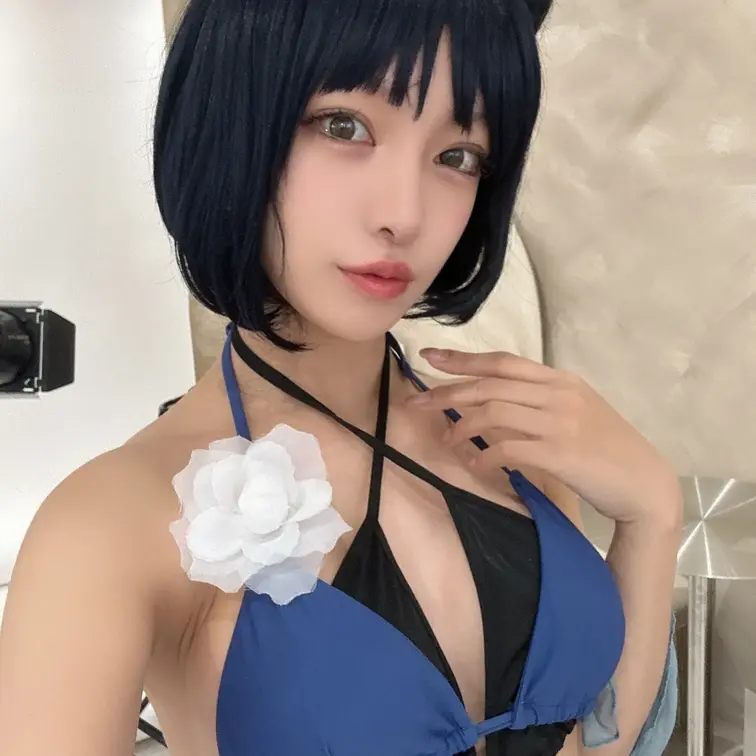 コスプレブルーアーカイブ　キキョウ水着


ブルアカが好きです✌️
水着いっぱい出たから今年の夏は大忙しだ〜！