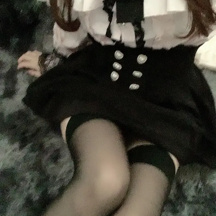 地雷服コス🎀ブラシのおもちゃでオナニー💖　