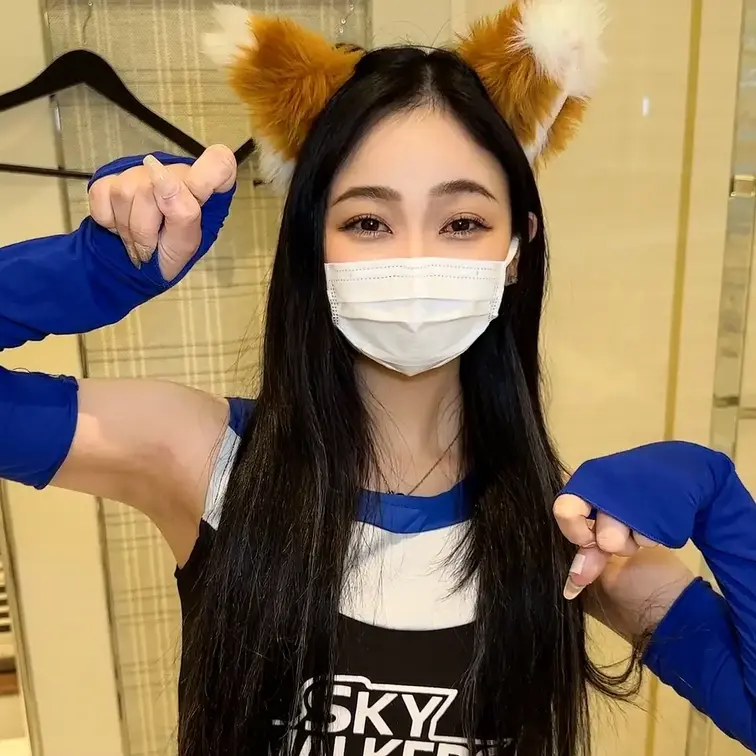 【個撮】ノリも感度も良い関西美女３　き●ねダンスでノリノリハメ撮り♥ア●ルもべろべろに舐めて膣奥高速ピストン大量中出し