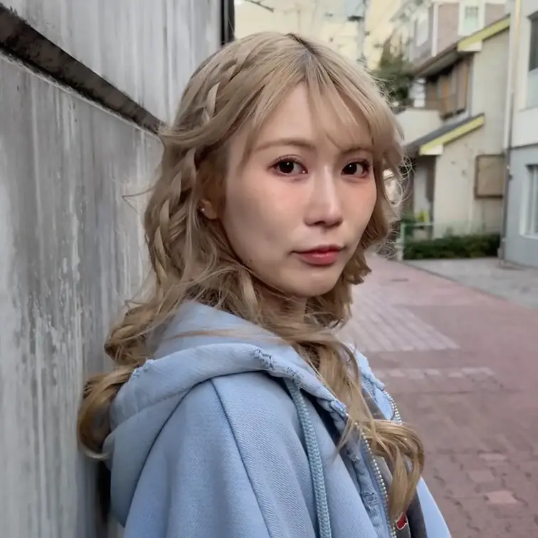 #262【SEIKA 23歳】
今回ストリートスナップに協力してくれたのは、ミハラヤスヒロコーデがポイントのSEIKA