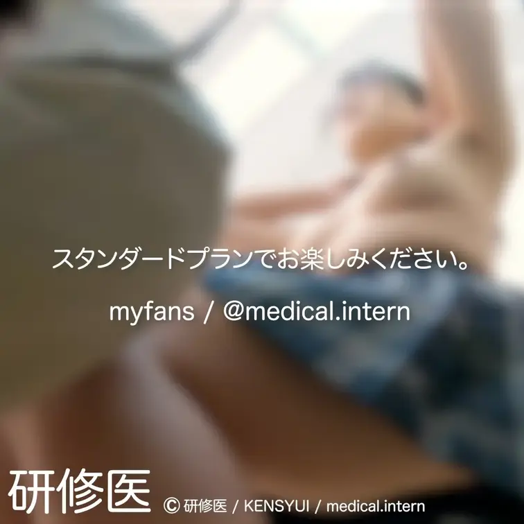 [診察・のぞき系映像]
この映像はカバン型亀でナイショに記録した健診風景です。

この生徒さんはブラジャーをしてい