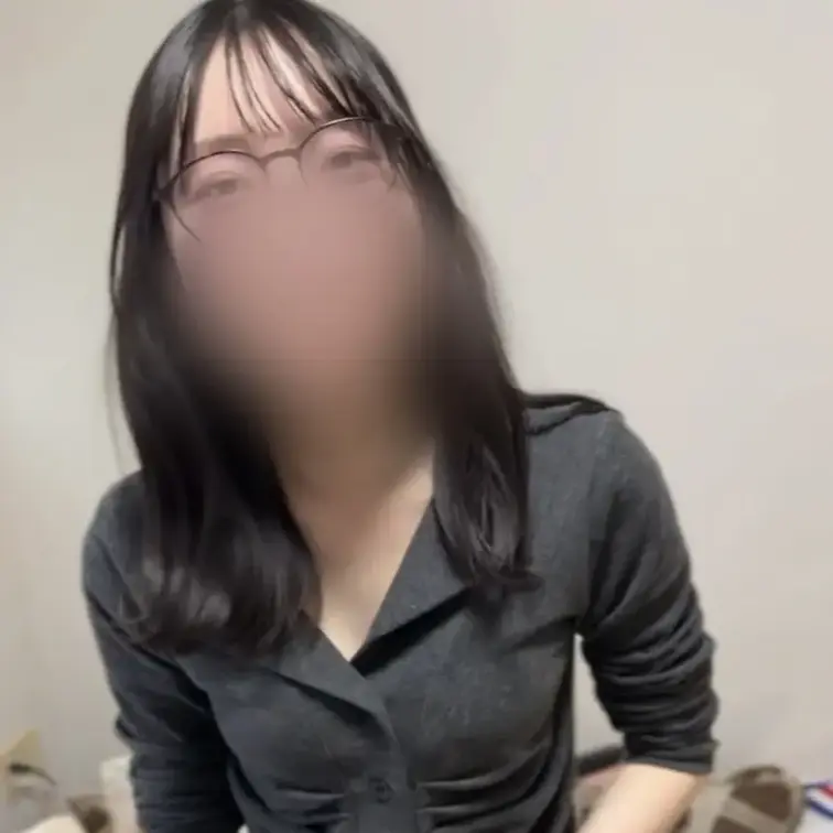 2月末にランキング1位👑をキープし続けたあの神密会…待望の第2弾はなんと！
【偏差値73の黒髪清楚美女ちゃんのお家にお