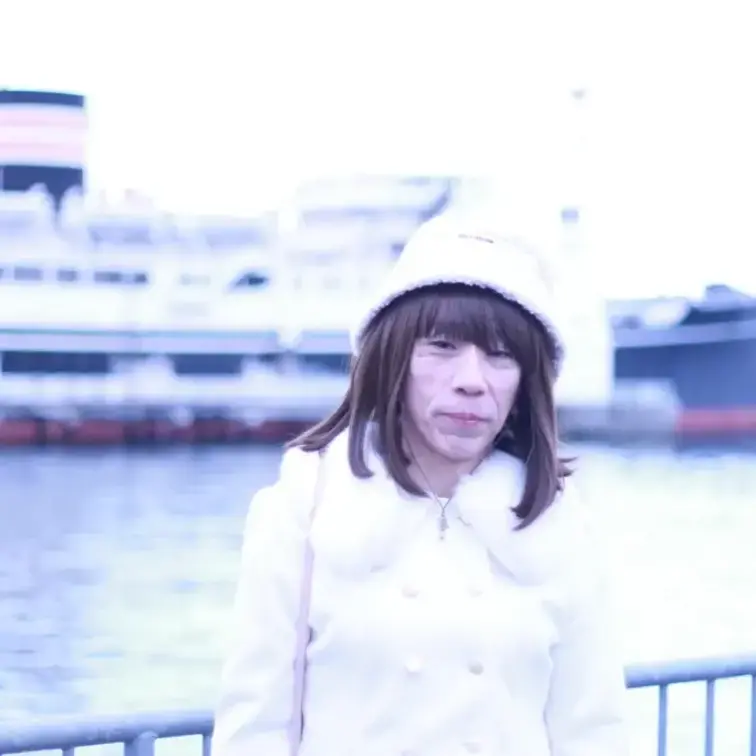 冬空の下、はじめまして。

はじめまして、三浦みゆです♡
少しずつ、ここだけの写真を公開していくことにしました。