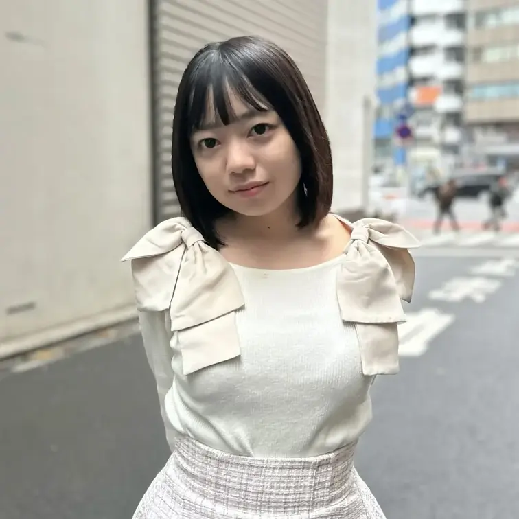 #53 AIRU(20)

今回ストリートスナップにご協力してくれたのは、幼顔巨乳のAIRUちゃん🧜‍♀️

今