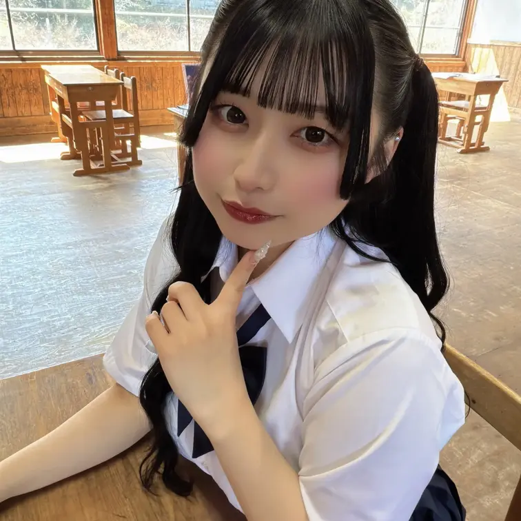 myfans に入る価値はある? 年間 3 位の位置取りと ¥2,700 プランの判定