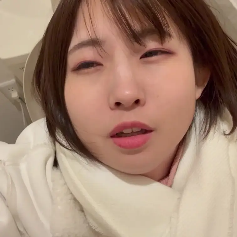 まこのおしっこ集です。
外出時のおしっこも収録しています。漏れなくて良かった💦少しヒヤヒヤしました。