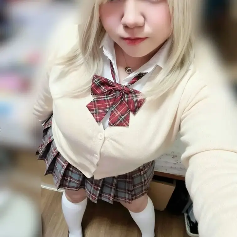 事務所から借りたお服💓‪