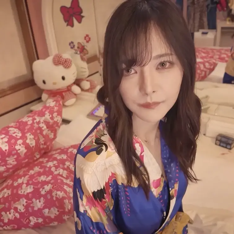 ★200本以上のハメ撮り動画を投稿済です★
こちらはプラン内でハメ撮り個人撮影している素人の女の子！
顔出しSEX動