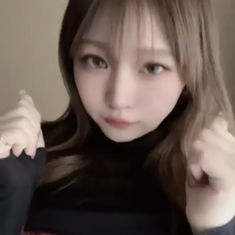はじめに右側の「いいね♡＆保存♡」を押して応援してから見てもらえると嬉しいです🐰💜
いつも投稿にいいねしてくれるみんな