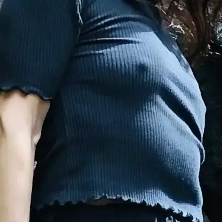フォロワーさん増えると嬉しくて投稿したくなりますね🌹
貧乳でも需要ありますか？
