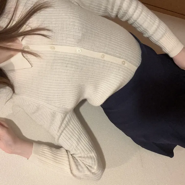 はじめまして。顔出しなしで始めました。
脚が長いのが特徴です。
ここでは、会員さんだけに少し近い雰囲気の投稿をしてい