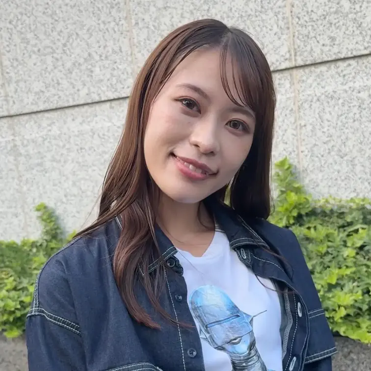#309【SAKI 24歳】
今回ストリートスナップに協力してくれたのは、デニムのセットアップがオシャレなSAKIちゃ