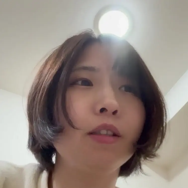 まこのおしっこ集です。
家や外出先でトイレをする姿をご覧ください！