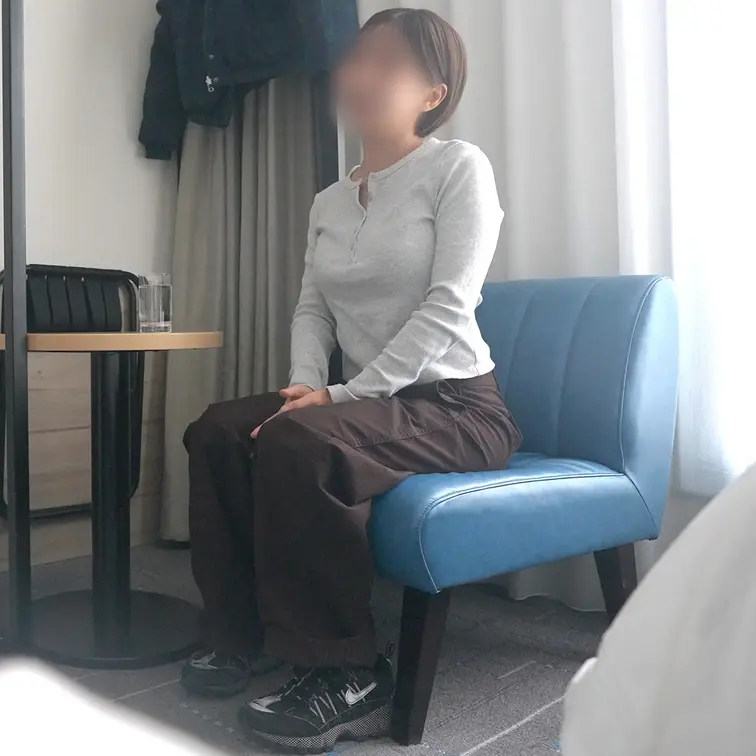 「人妻になったので性奴隷にしてください」3ヶ月前に結婚したばかりの新婚人妻をモノ扱いセックス（1時間49分）

「も