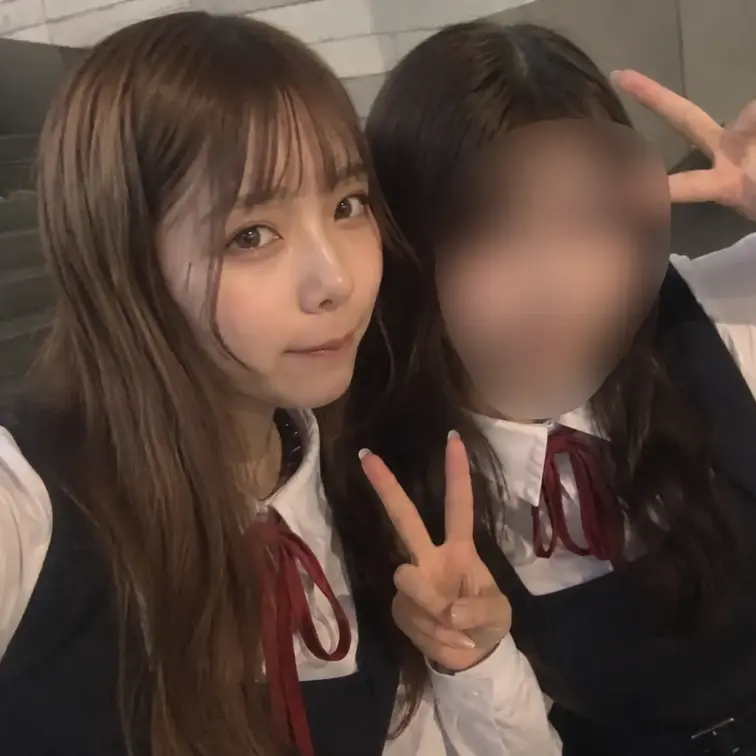 裏垢男子の日常のおすすめ作品 超絶可愛いミスコン美少女ちゃんとはじめて会った時の密会動画を公開しました(本編3時間32分) みん…
