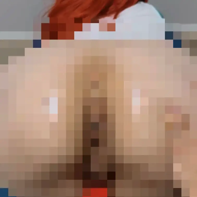 オイルでテカテカ🍑💕💦
画面いっぱいのゆいのデカ尻、アナルもおまんこも丸見え🥵💕
我慢できるかなー？🤭