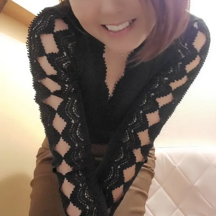 やっぱりスカートの中って
気になるものですよね