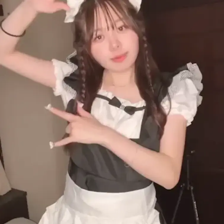 メイドコス着てみた💛