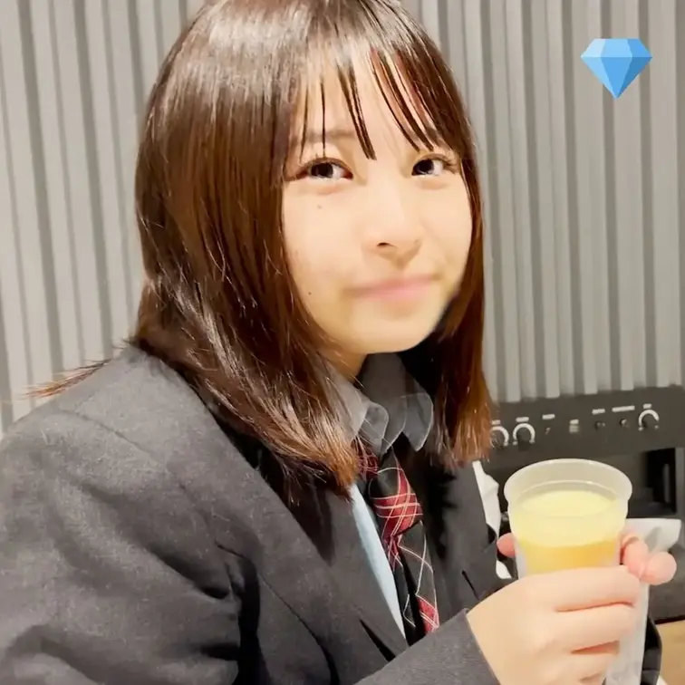 💎顔出し💎絶対的 透明感と清楚系ルックスの美女18歳 まりあちゃん　おじさん粘着攻めに初イキ　きつマンに生挿入おじさん精