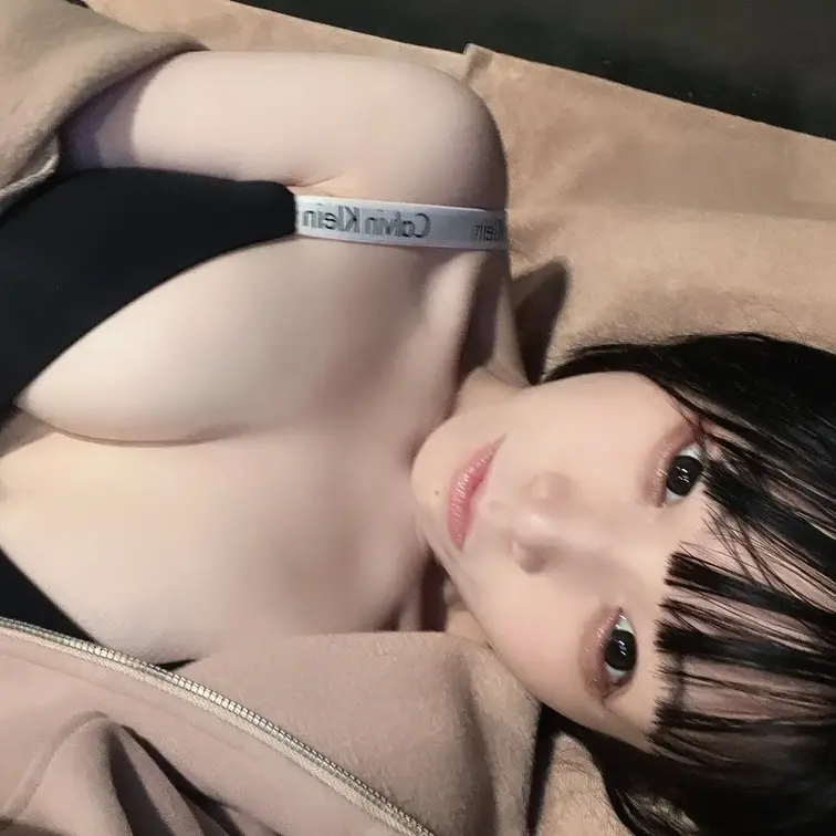 昨日から新年度だね〜〜〜みんなは疲れすぎて体壊さないように程々に頑張るんだよ🥺

毎日更新頑張るから、新しくフォロー