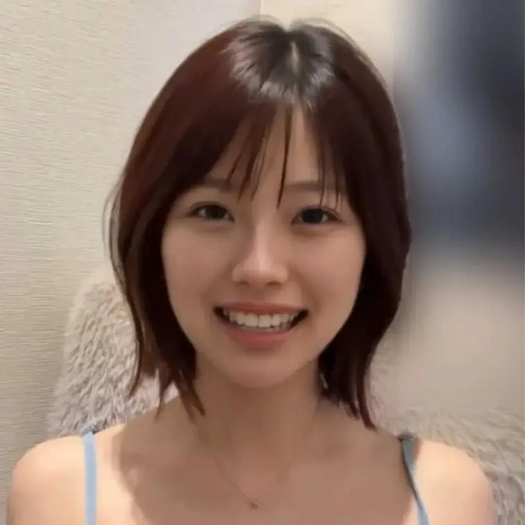 結衣です。

こうやって別で撮るの、ちょっとだけ緊張してました笑

ここは、これまでとは少し違う場所にしたくて。