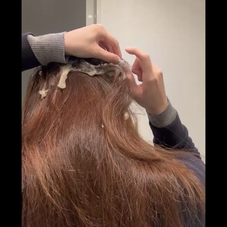 前回の続きです✨
髪にべったりついたスライムを頑張って取る動画です💗

こんな綺麗な髪なのにかわいそう🥺💗