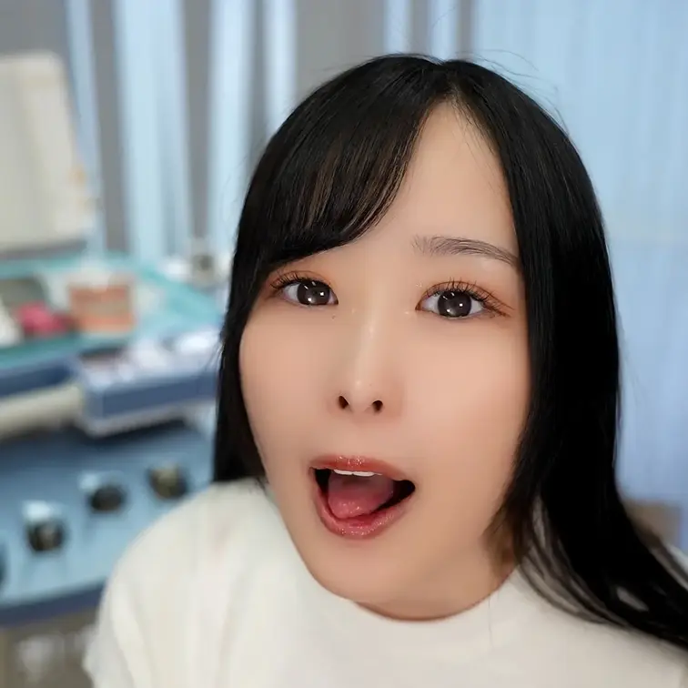 【動画紹介👄】 来院頂いたお客様の許可をとって撮影させていただいています。 
保育士のゆのさんが口内チェックにいらして
