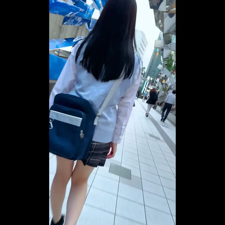 【永久保存版】この夏の思い出　隠れ巨乳18歳に忘れられない中出し サンプル画像2