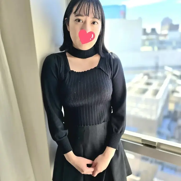 知り合いの元グラドル女子大生からの紹介で、ただのパ活と聞いていて撮影されるとは知らずに来たので、会ってから撮影交渉！
