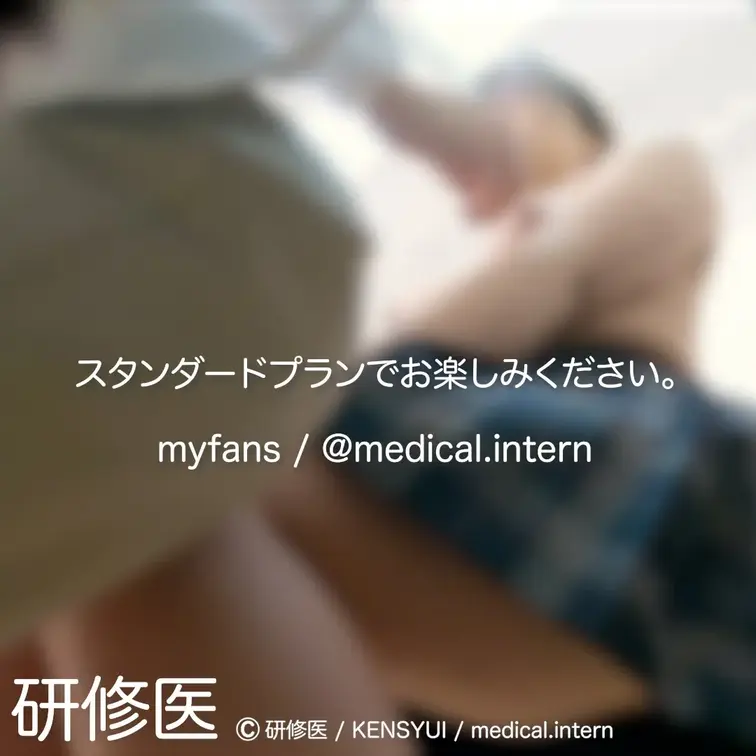 [診察・のぞき系映像]
この映像はカバン型亀でナイショに記録した健診風景です。

この生徒さんはブラジャーをしてい