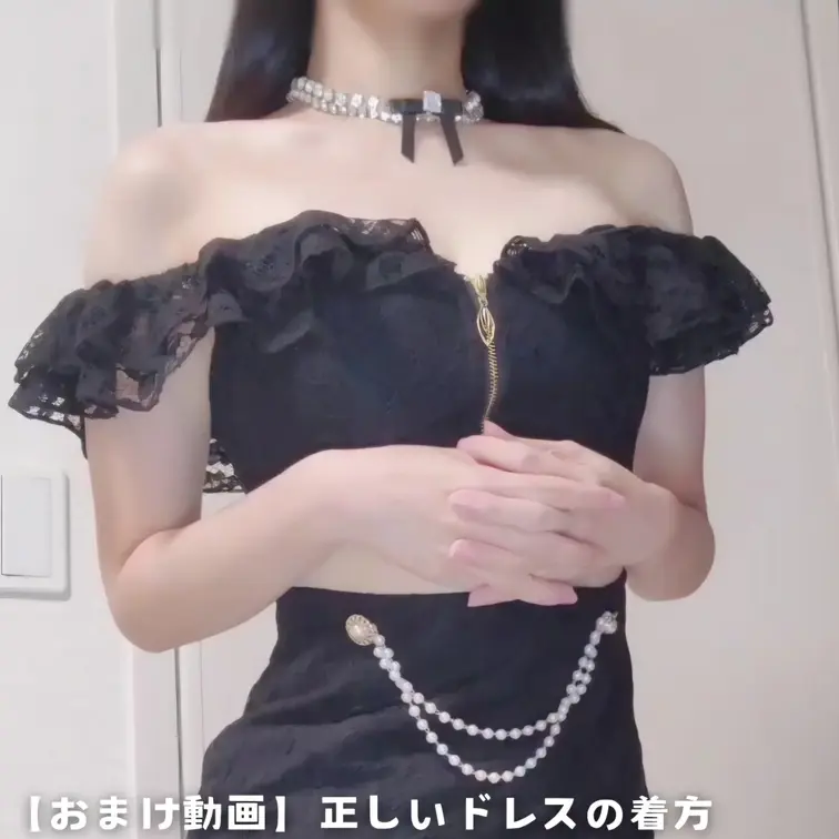 お誕生日に着たこのドレス、本当はオフショルで着るのが正しかったようです👀(後から気づきました～😂💦)せっかくなので正しい