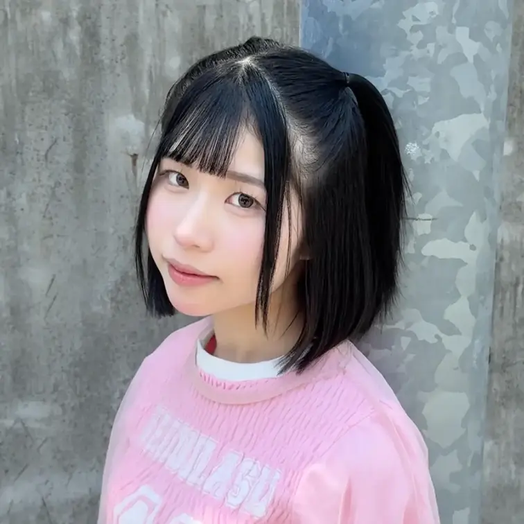#284【MIU 20歳】
今回ストリートスナップに協力してくれたのは、ピンクコーデが可愛いMIUちゃん😎

女の