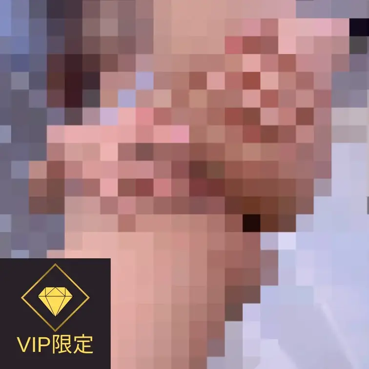 こんにちは！ひなです🥹🩷 
動画を見るときは、

右上の「いいね♡」を押してから見るとイイコトあるかも？✨ 
