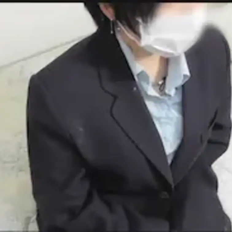撮影まではとても楽しそうに話していたのですが、急に撮影が始まるとおとなしくなってしまいました…



少しわかっ