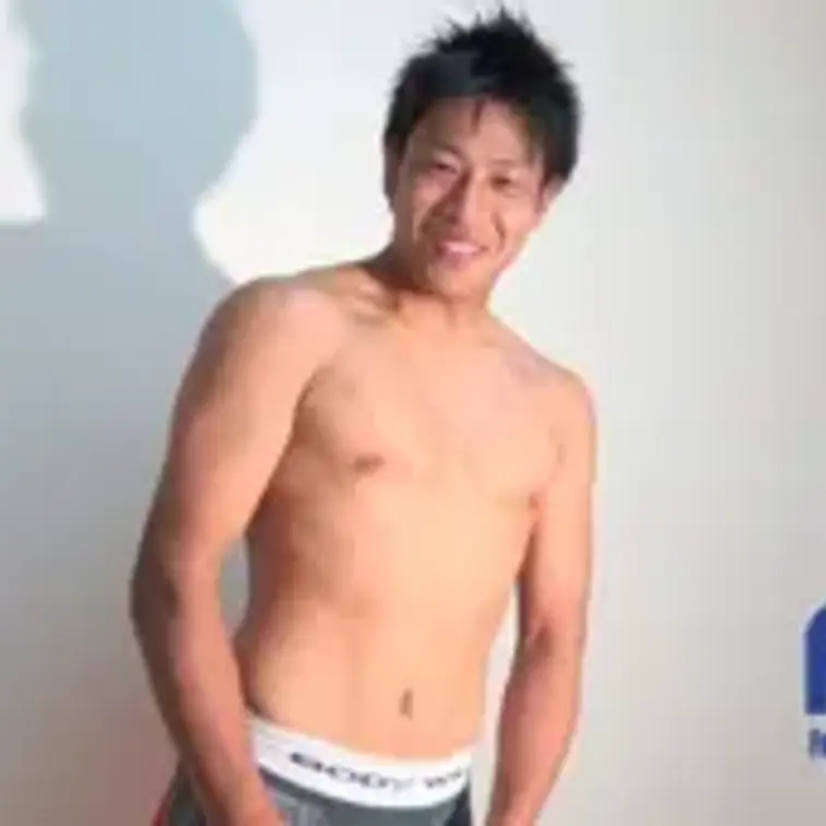 まだ垢抜けていないピュアボーイ！部活で鍛えた肉体美がなんともエロすぎる！しっかり締まった身体！体毛スベスベの肌！緊...