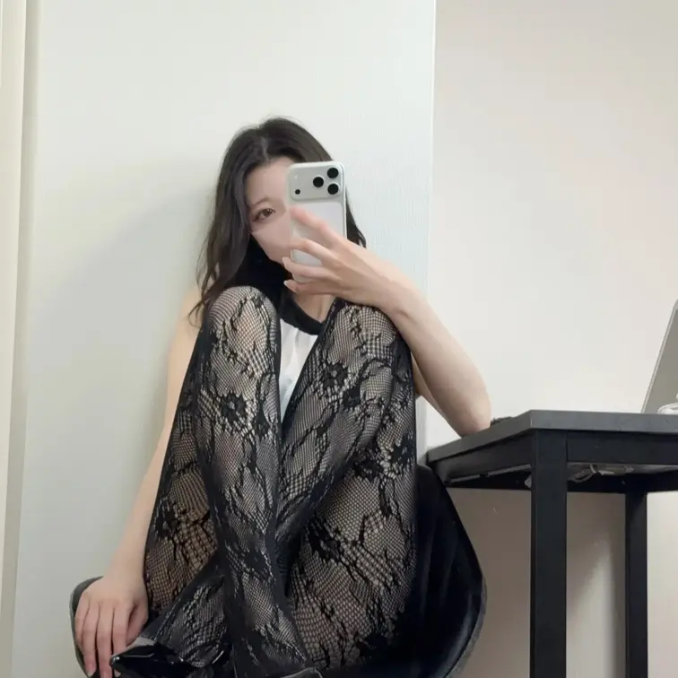 セクシーOLさんコスプレ自撮り集💋👠💕

実はこの衣装フォロワーさんにプレゼントで頂いたの〜(ㅅ˙³˙)♡
ありが