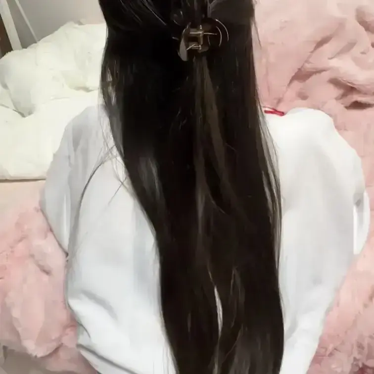 巫女さんをうしろからぱんぱん♡