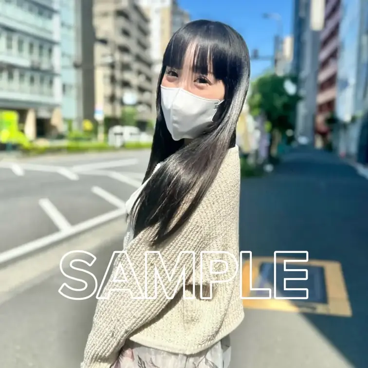 #69 IZUMI(28) 芸能マネージャー

今回ストリートスナップにご協力してくれたのは、普段はマネージャー業をされているIZUMIちゃん🧜‍♀️

清楚で仕事に熱心な真面目な女性かと思いきや、どんどん雌出してくるじゃないですかーー🤭
最終的には吸引機で逝っちゃうのですが、膣の締まりが強すぎてディルド部分が抜けなくなった時はビックリしました笑
こんなおま◯こに挿れたらさぞ気持ちいいでしょうね〜 (1/2)