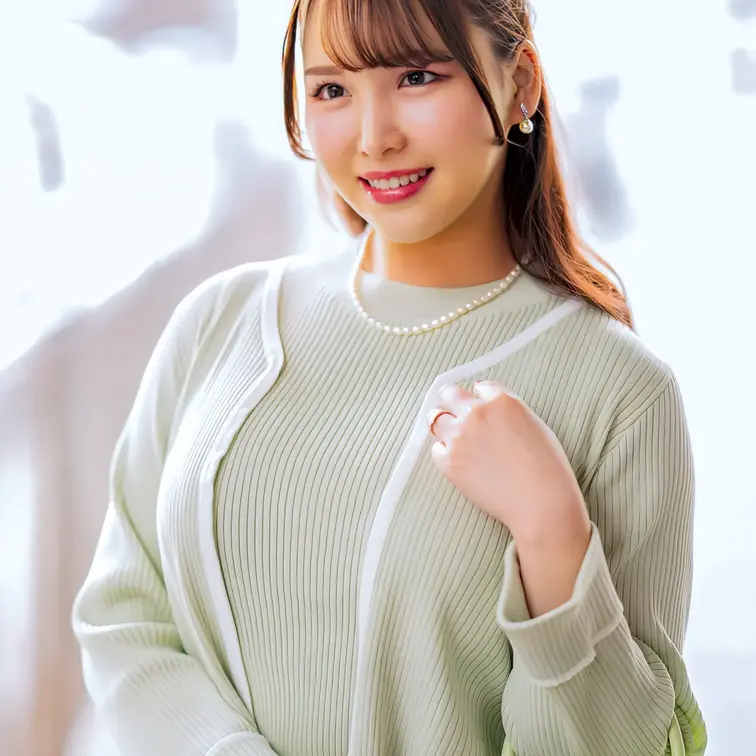 FULL バージョン【完全顔出し】　
素人女子の応援コンテンツになります
FULLご希望な方はいつでもDM下さい。
