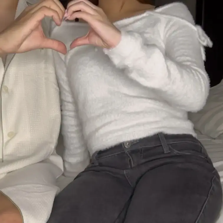人生初めてのハメ撮り❣️
恥ずかしいけど載せちゃうね