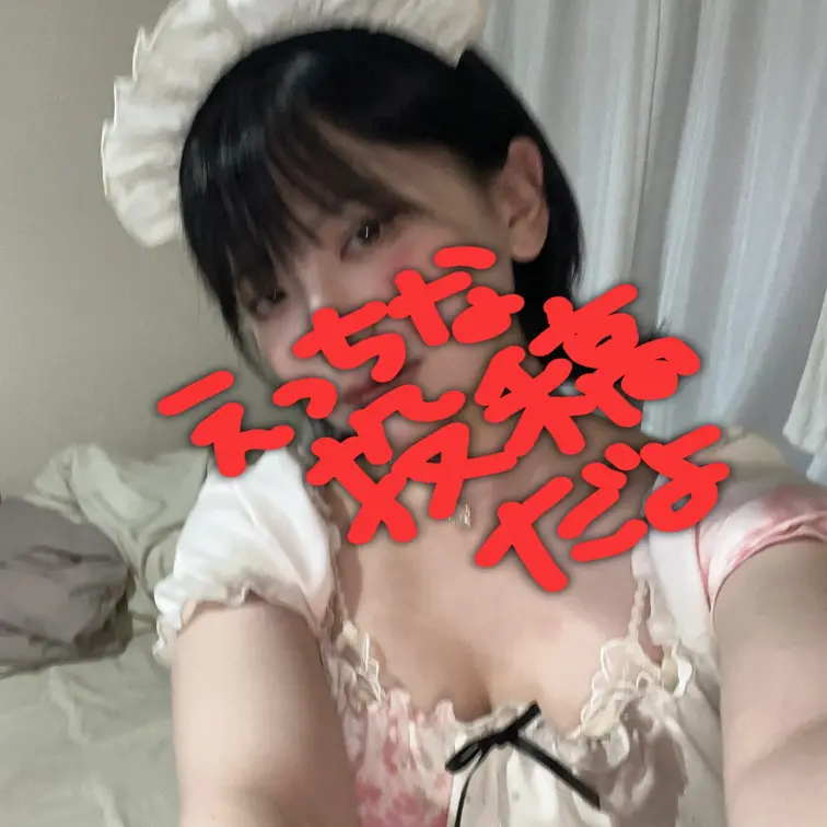 前に撮った、バイブでオナニーしてる動画です。
サンプル投稿に載せてあります。

白目剥いたりかなり変な動きしちゃっ