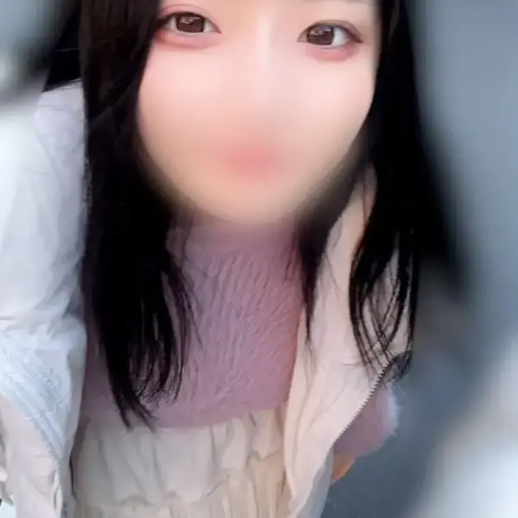 【個撮】草むらで青●！明るくてノリが良い女のこ３　膣奥突かれて喘ぎまくりのイキまくり！「あぁ～～っっ！！いぐっ！いぐぅ！