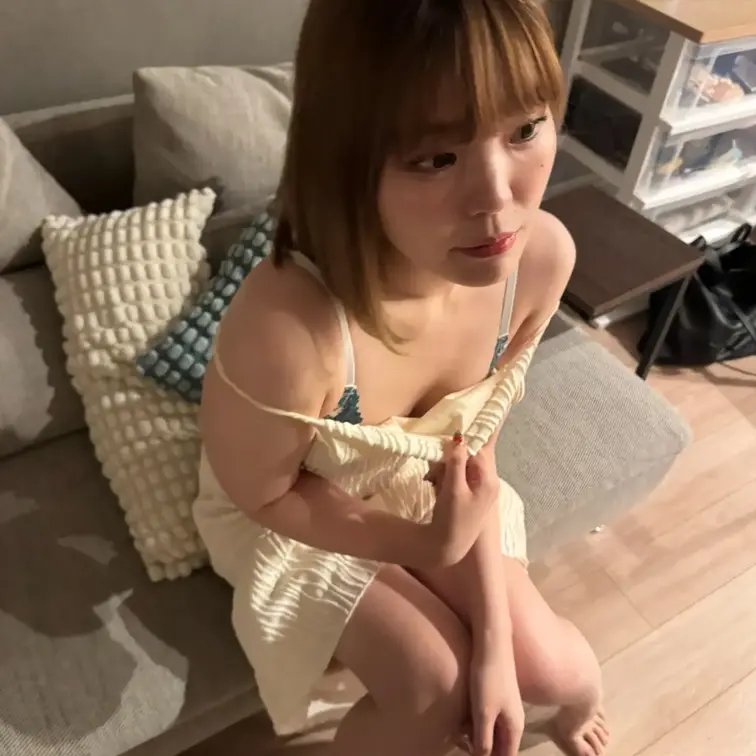 🚨単品販売限定🚨

【完全顔出し/カフェでナンパした彼氏持ちの巨乳美女】

休日にカフェに1人でよく出かける事が
