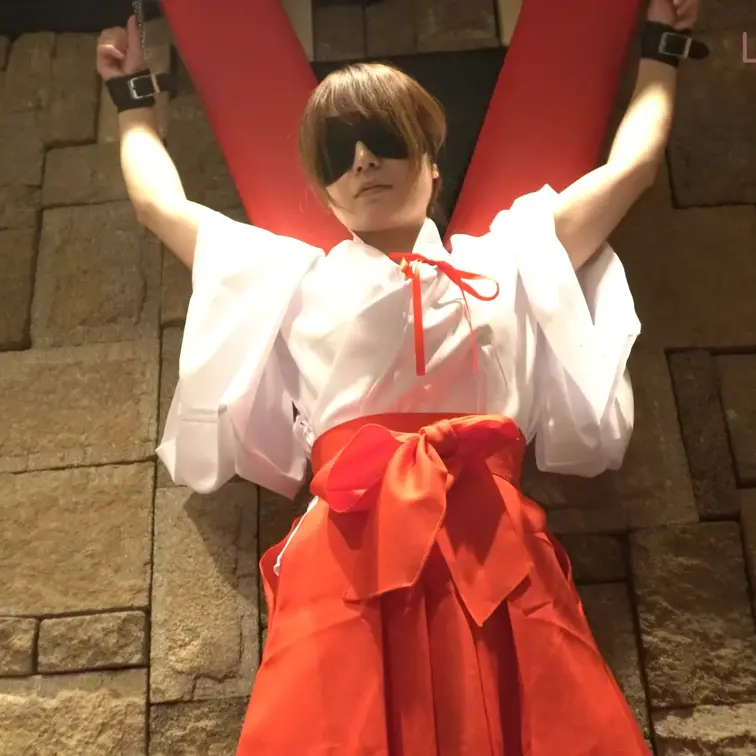 巫女服を手に入れたので撮影しました！
ちなみに妻は撮られていることを知りません。
本番行為ありません、悶える姿をお楽