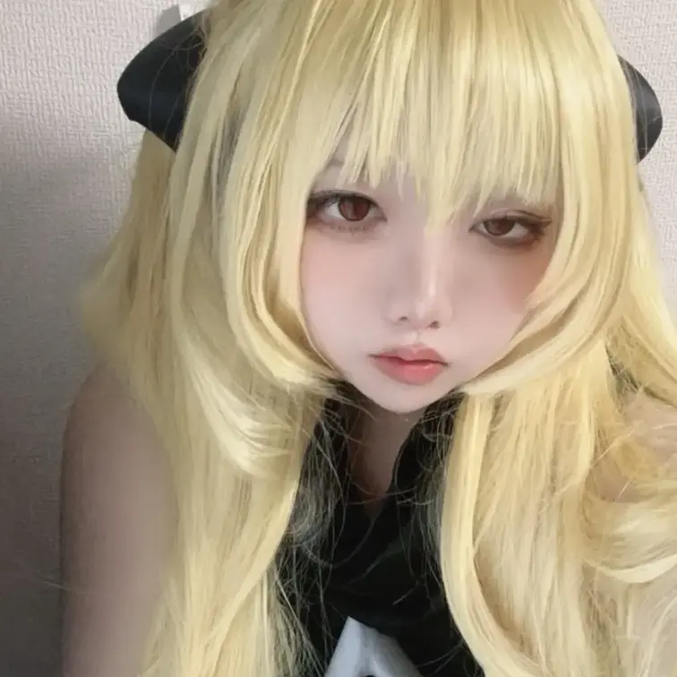 金色の闇 コスプレ♡
体調不良で更新できておらずごめんなさい🥲
これからまた載せていきます！