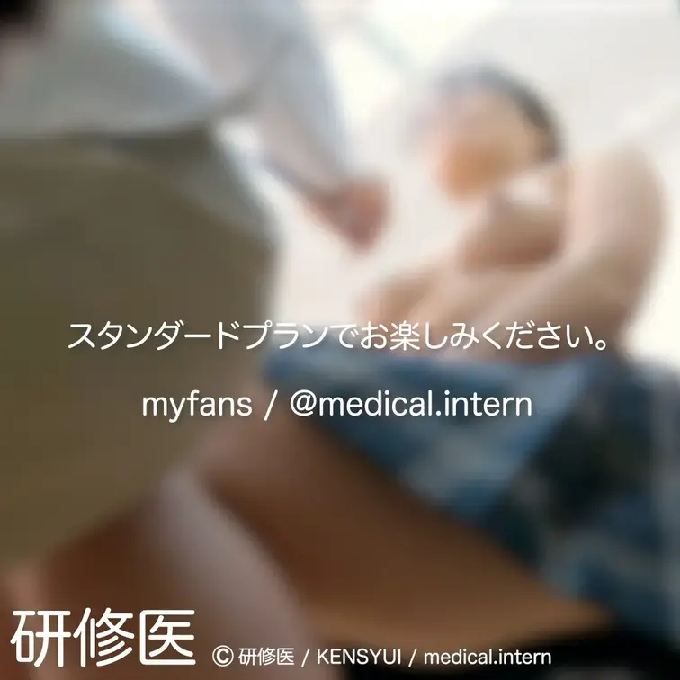 [診察・のぞき系映像]
この映像はカバン型亀でナイショに記録した健診風景です。

この生徒さんはブラジャーをしてい
