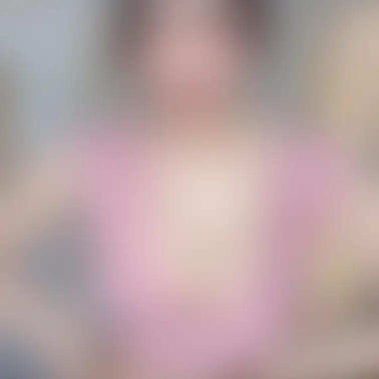ゆいなちゃんの公開動画: ピンクビキニ👙🎀🩷