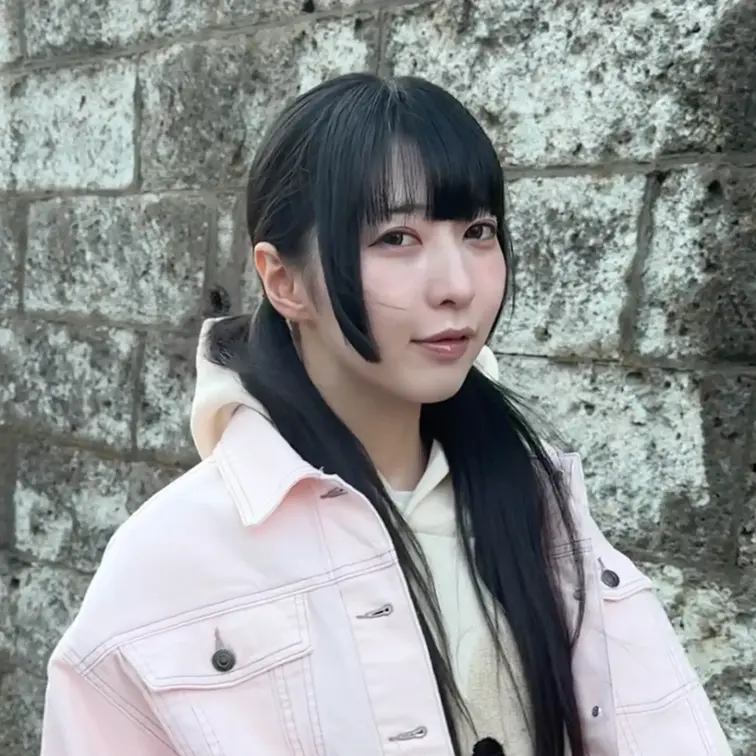 #333【NANA 21歳】
今回ストリートスナップに協力してくれたのは、ガーリーなファッションが可愛いNANAちゃん