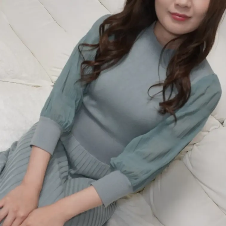剛毛ｘスレンダー巨乳美女「ななちゃん」23歳との
イチャラブSEX動画①